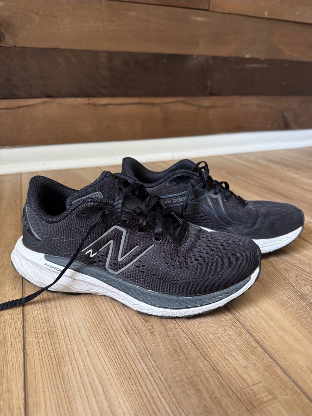 New Balance Black and White Athletic Trainers